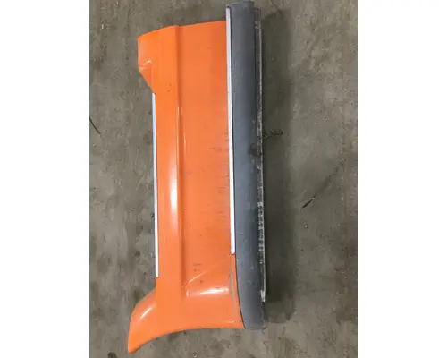 FREIGHTLINER CASCADIA 125 CAB SKIRTSIDE FAIRING