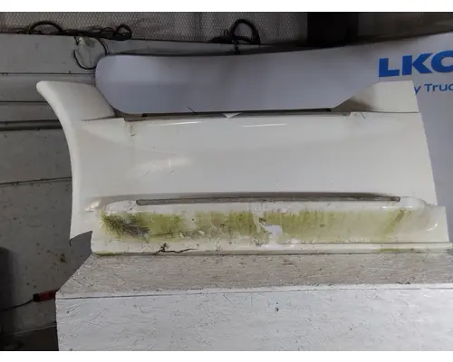 FREIGHTLINER CASCADIA 125 CAB SKIRTSIDE FAIRING