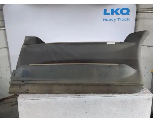 FREIGHTLINER CASCADIA 125 CAB SKIRTSIDE FAIRING