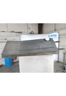 FREIGHTLINER CASCADIA 125 CAB SKIRT/SIDE FAIRING