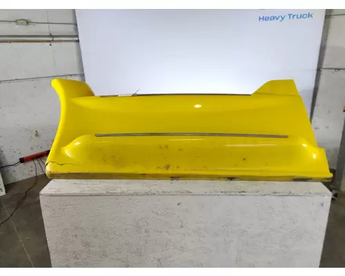 FREIGHTLINER CASCADIA 125 CAB SKIRTSIDE FAIRING