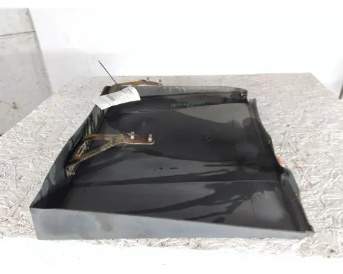 FREIGHTLINER CASCADIA 125 CAB SKIRTSIDE FAIRING