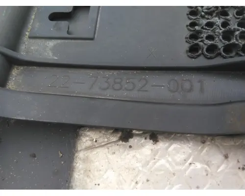 FREIGHTLINER CASCADIA 125 CAB SKIRTSIDE FAIRING