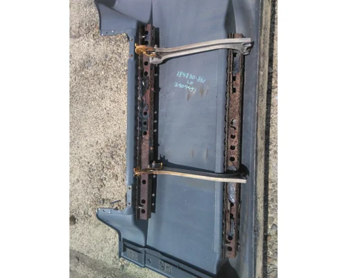 FREIGHTLINER CASCADIA 125 CAB SKIRTSIDE FAIRING