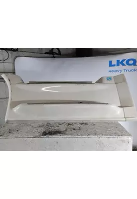 FREIGHTLINER CASCADIA 125 CAB SKIRT/SIDE FAIRING