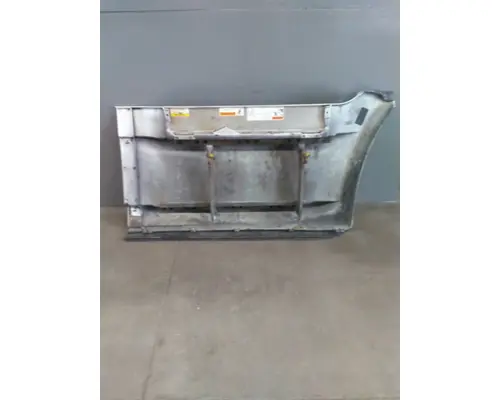 FREIGHTLINER CASCADIA 125 CAB SKIRTSIDE FAIRING