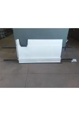 FREIGHTLINER CASCADIA 125 CAB SKIRT/SIDE FAIRING