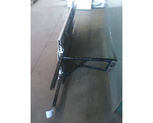 FREIGHTLINER CASCADIA 125 CAB SKIRTSIDE FAIRING