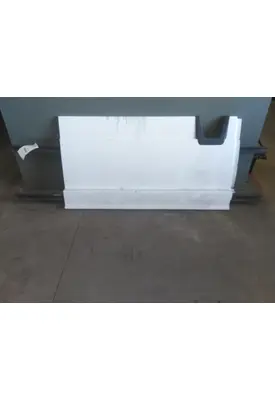 FREIGHTLINER CASCADIA 125 CAB SKIRT/SIDE FAIRING