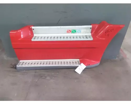 FREIGHTLINER CASCADIA 125 CAB SKIRTSIDE FAIRING