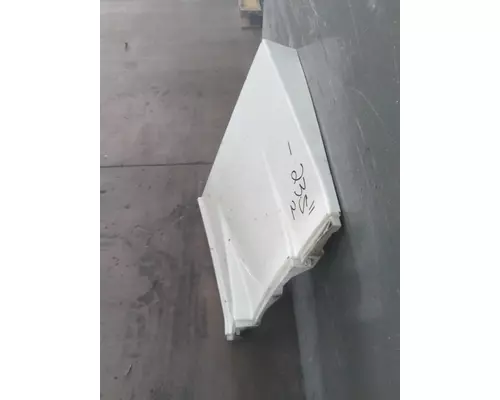 FREIGHTLINER CASCADIA 125 CAB SKIRTSIDE FAIRING