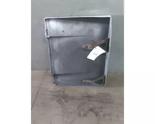 FREIGHTLINER CASCADIA 125 CAB SKIRTSIDE FAIRING