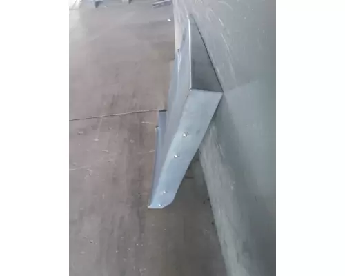 FREIGHTLINER CASCADIA 125 CAB SKIRTSIDE FAIRING