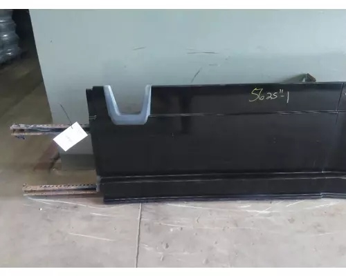 FREIGHTLINER CASCADIA 125 CAB SKIRTSIDE FAIRING