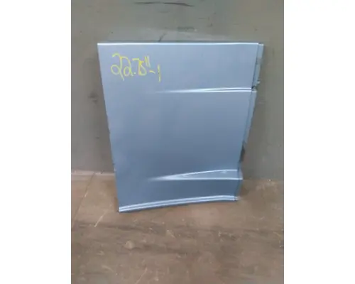 FREIGHTLINER CASCADIA 125 CAB SKIRTSIDE FAIRING