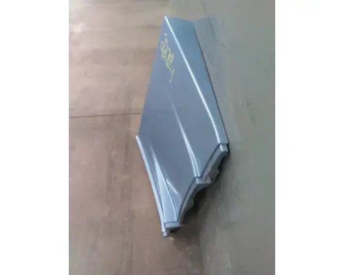 FREIGHTLINER CASCADIA 125 CAB SKIRTSIDE FAIRING