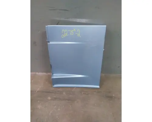 FREIGHTLINER CASCADIA 125 CAB SKIRTSIDE FAIRING