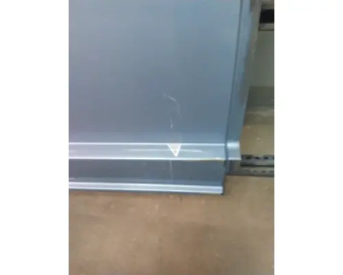 FREIGHTLINER CASCADIA 125 CAB SKIRTSIDE FAIRING