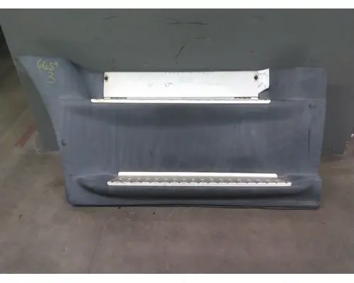 FREIGHTLINER CASCADIA 125 CAB SKIRTSIDE FAIRING