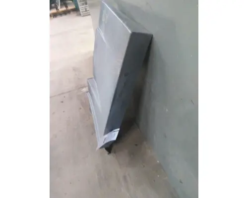 FREIGHTLINER CASCADIA 125 CAB SKIRTSIDE FAIRING