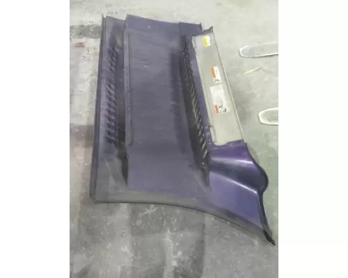 FREIGHTLINER CASCADIA 125 CAB SKIRTSIDE FAIRING