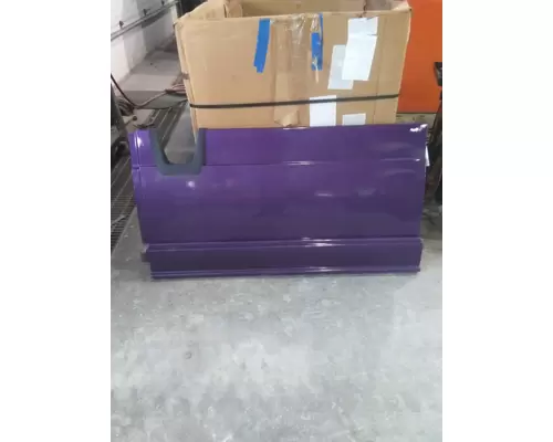 FREIGHTLINER CASCADIA 125 CAB SKIRTSIDE FAIRING