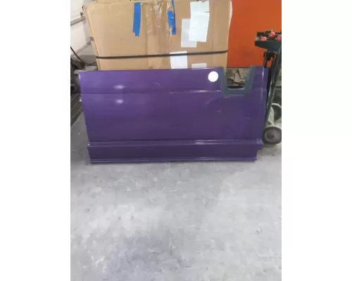 FREIGHTLINER CASCADIA 125 CAB SKIRTSIDE FAIRING