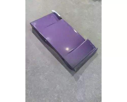 FREIGHTLINER CASCADIA 125 CAB SKIRTSIDE FAIRING