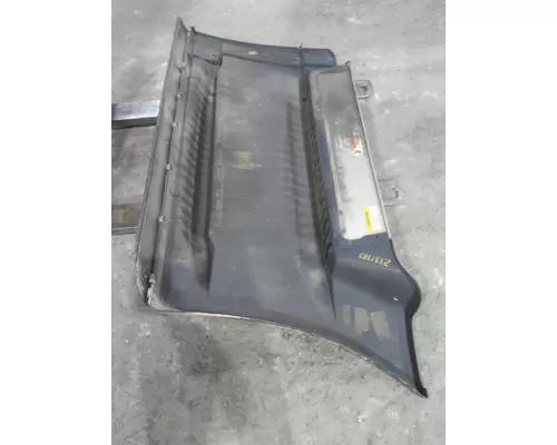 FREIGHTLINER CASCADIA 125 CAB SKIRTSIDE FAIRING