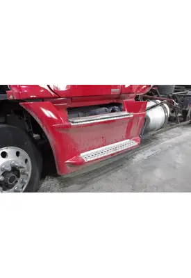 FREIGHTLINER CASCADIA 125 CAB SKIRT/SIDE FAIRING