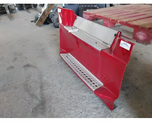 FREIGHTLINER CASCADIA 125 CAB SKIRTSIDE FAIRING
