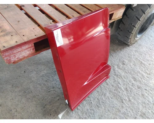 FREIGHTLINER CASCADIA 125 CAB SKIRTSIDE FAIRING