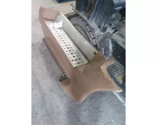 FREIGHTLINER CASCADIA 125 CAB SKIRTSIDE FAIRING