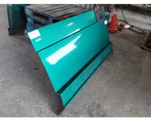 FREIGHTLINER CASCADIA 125 CAB SKIRTSIDE FAIRING