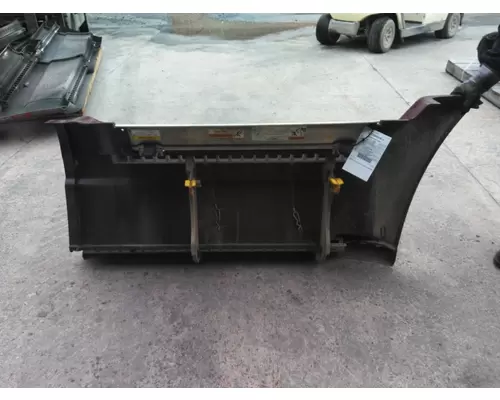 FREIGHTLINER CASCADIA 125 CAB SKIRTSIDE FAIRING