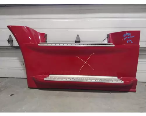 FREIGHTLINER CASCADIA 125 CAB SKIRTSIDE FAIRING