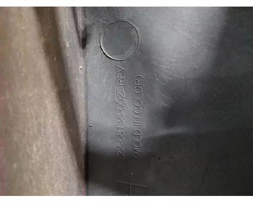 FREIGHTLINER CASCADIA 125 CAB SKIRTSIDE FAIRING