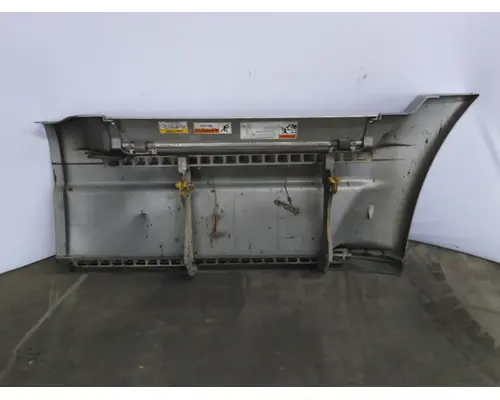 FREIGHTLINER CASCADIA 125 CAB SKIRTSIDE FAIRING