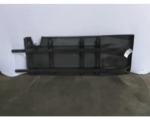 FREIGHTLINER CASCADIA 125 CAB SKIRTSIDE FAIRING