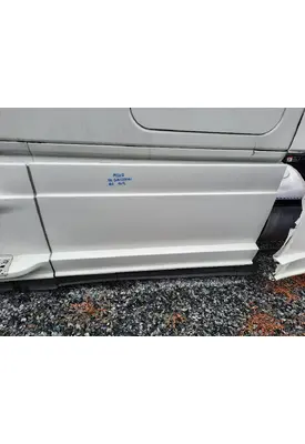 FREIGHTLINER CASCADIA 125 CAB SKIRT/SIDE FAIRING