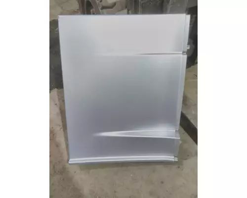 FREIGHTLINER CASCADIA 125 CAB SKIRTSIDE FAIRING