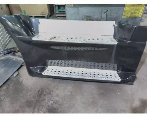 FREIGHTLINER CASCADIA 125 CAB SKIRTSIDE FAIRING