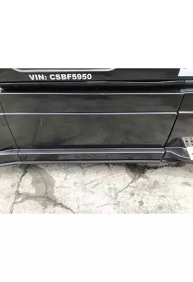 FREIGHTLINER CASCADIA 125 CAB SKIRT/SIDE FAIRING