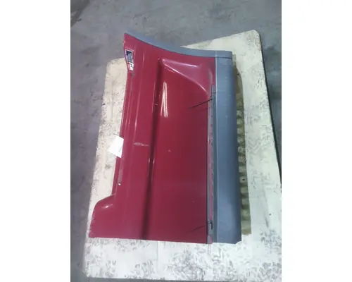FREIGHTLINER CASCADIA 125 CAB SKIRTSIDE FAIRING