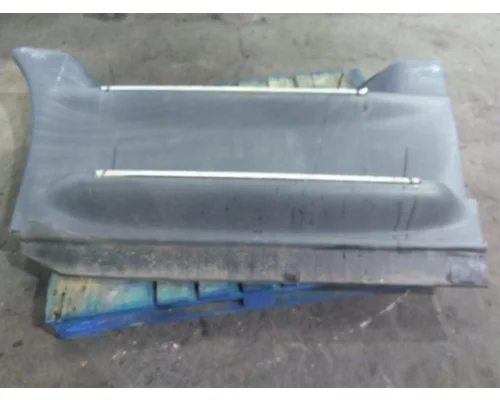 FREIGHTLINER CASCADIA 125 CAB SKIRTSIDE FAIRING