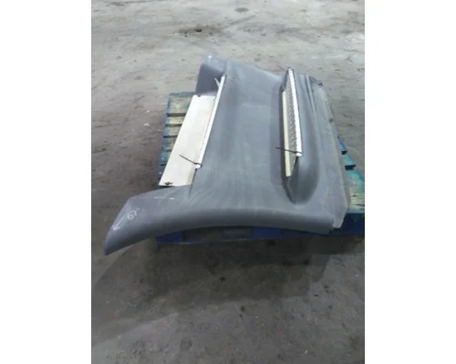 FREIGHTLINER CASCADIA 125 CAB SKIRTSIDE FAIRING
