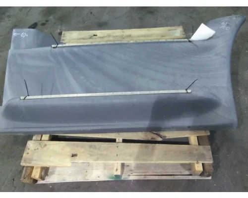 FREIGHTLINER CASCADIA 125 CAB SKIRTSIDE FAIRING