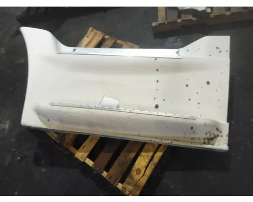 FREIGHTLINER CASCADIA 125 CAB SKIRTSIDE FAIRING