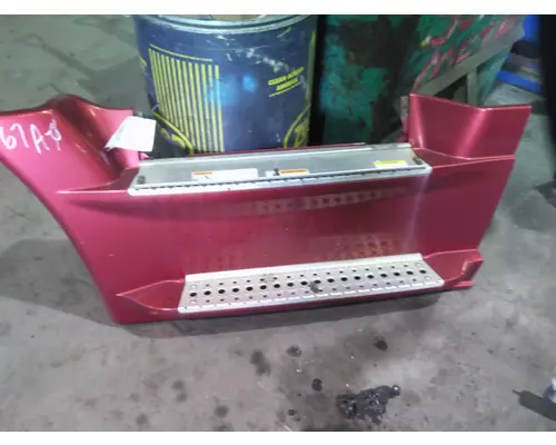 FREIGHTLINER CASCADIA 125 CAB SKIRTSIDE FAIRING