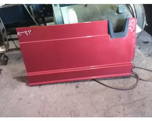 FREIGHTLINER CASCADIA 125 CAB SKIRTSIDE FAIRING